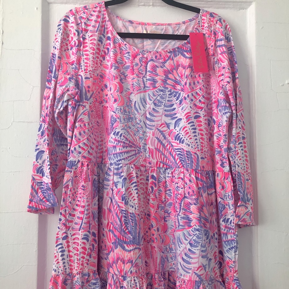 Adorable Lilly Pulitzer dress in vibrant pink/purple. Size is XL. Summer ready!!